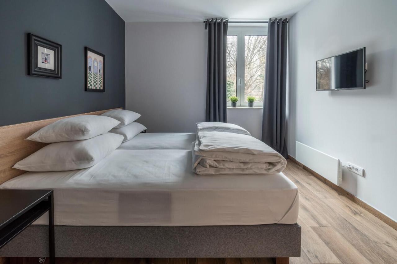 Hostgost Selected Suites - Botanical Garden Belgrad Exteriör bild