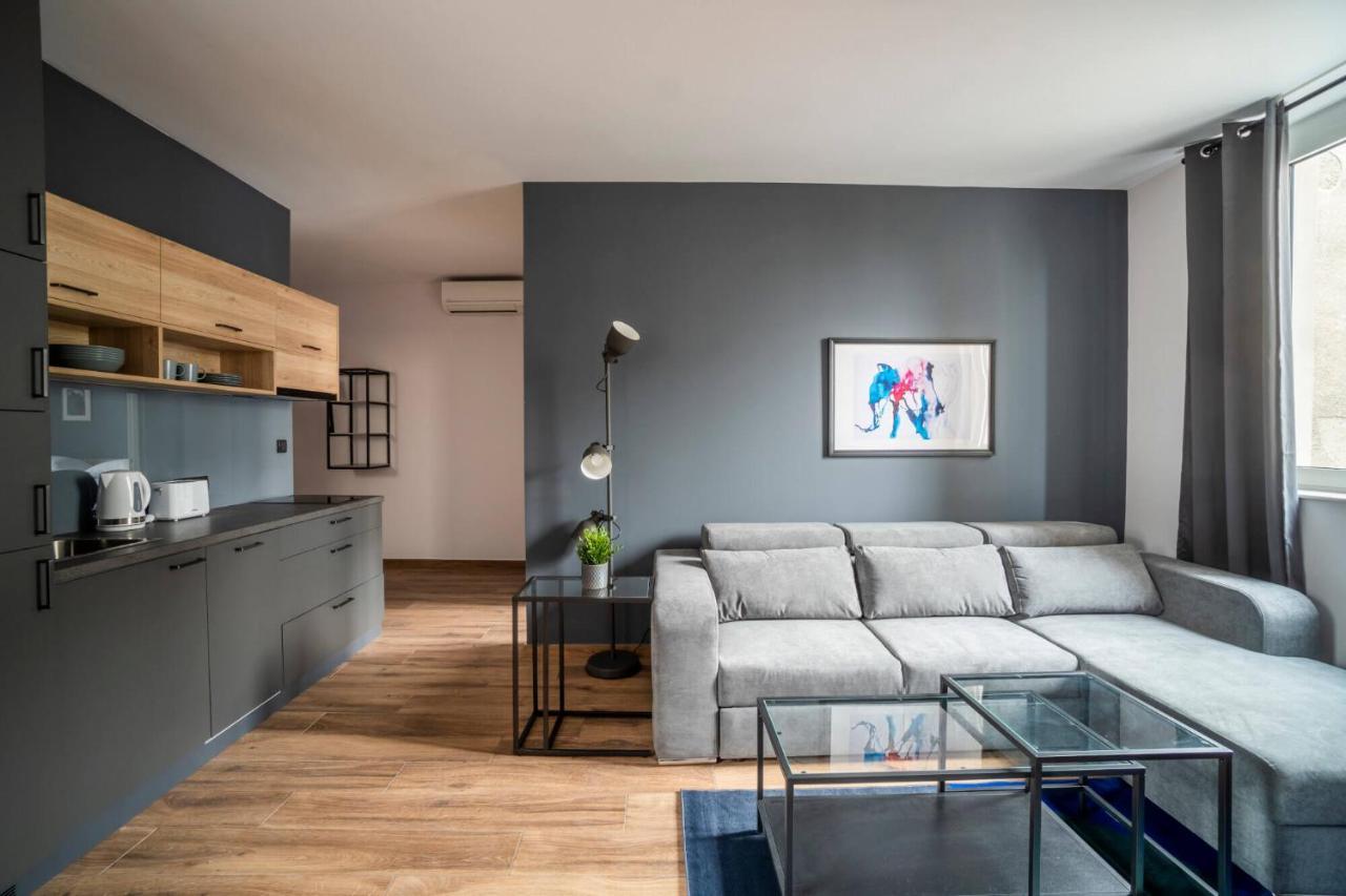 Hostgost Selected Suites - Botanical Garden Belgrad Exteriör bild